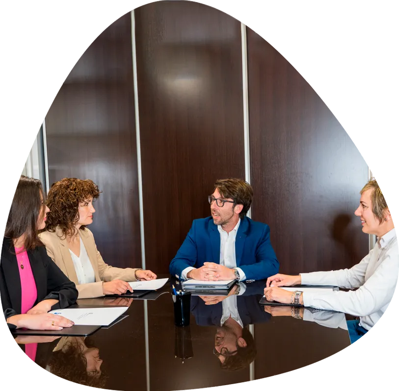 [EQUIPO DE COMUNIDADES]